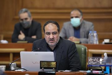 صادقی در گفت و گو با رادیو تهران:  معابر شهر تهران، اجازه نفوذ آب حاصل از بارش را به زمین نمی‌دهند+لینک فایل صوتی